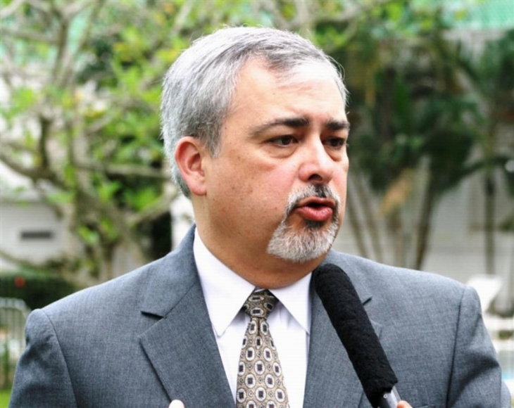 Réhabilitation et construction d`infrastructures scolaires : Sem Phillip Carter 3 veut aider l`école ivoirienne